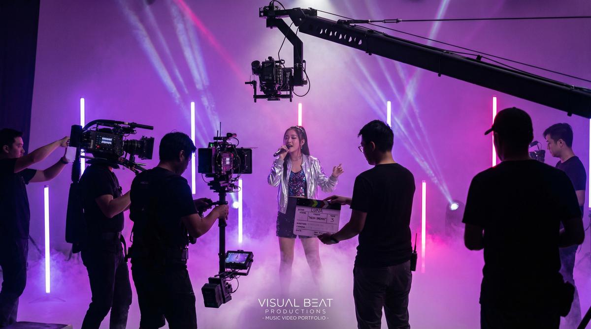 玩物社区传媒修图教程